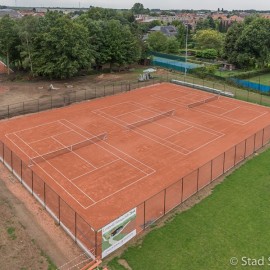 Aanleg van gravel terreinen bij TC Leopold - afbeelding