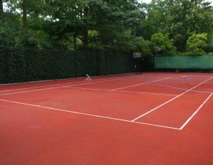 Onderhoud particulier tennisterrerin