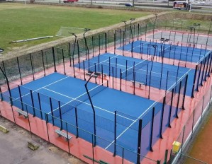 Aanleg van padel courts bij Runkster TC