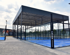 Aanleg padelcourts in Maaseik